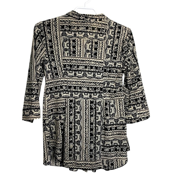 Style &Co Petite Button Down, 3/4 sleeve, Light,Airy Blouse w Stretch - Picture 3 of 7